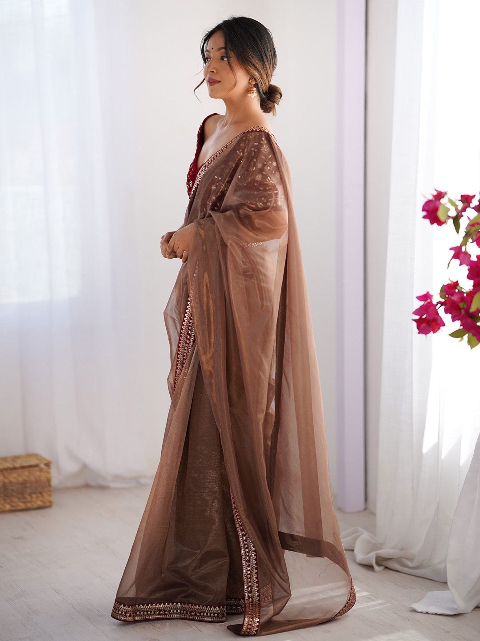 Elegant Ethnic Saree with Embroidery Blouse – Premium Look