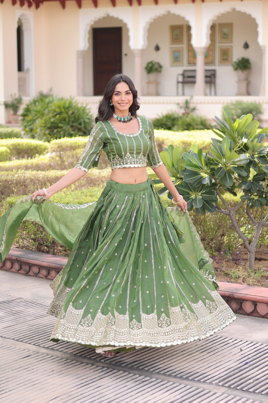 Exclusive Trendy Look Lehenga choli Dupatta Set